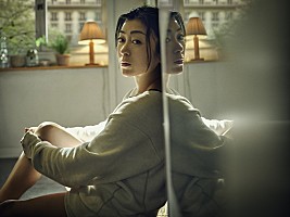 宇多田ヒカル Mine or Yours Tシャツ 宇多田ヒカル Mine or Yours Tシャツ