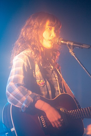 「＜ライブレポート＞由薫と過ごす様々な色の“夜”　憧れの場で迎えた【Wild Nights】ツアー最終日」