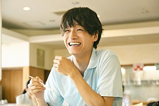 「佐野晶哉（Aぇ! group）の場面写真が解禁、映画『か「」く「」し「」ご「」と「』より」