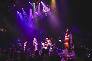 「＜ライブレポート＞ユッコ・ミラー feat. H ZETTRIO──異才同士が火花を散らす、話題のコラボ作『LINK』を携えた熱狂のビルボードライブ公演」