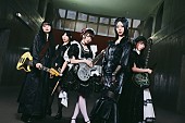 「BAND-MAID、「Ready to Rock」の弾いてみた動画企画をスタート　KANAMI本人によるアドバイスも到着」1枚目/2