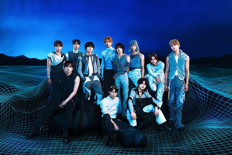 「INI
(C)LAPONE ENTERTAINMENT」2枚目/2