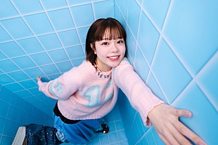 「asmi、アニメ『日々は過ぎれど飯うまし』OPテーマをCDリリース」