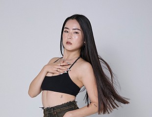 「＜わたしたちと音楽 Vol. 59＞Shiori Murayamaが語る、女性ダンサーとして世界で活躍すること」