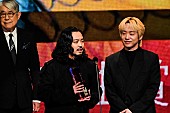 「 Creepy Nuts「Bling-Bang-Bang-Born」が「MUSIC AWARDS JAPAN」の最優秀楽曲賞に」1枚目/5