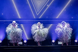 「＜ライブレポート＞星屑スキャット、“歌謡曲の殿堂”NHKホールで仲間たちと共に魅せた20年の軌跡」