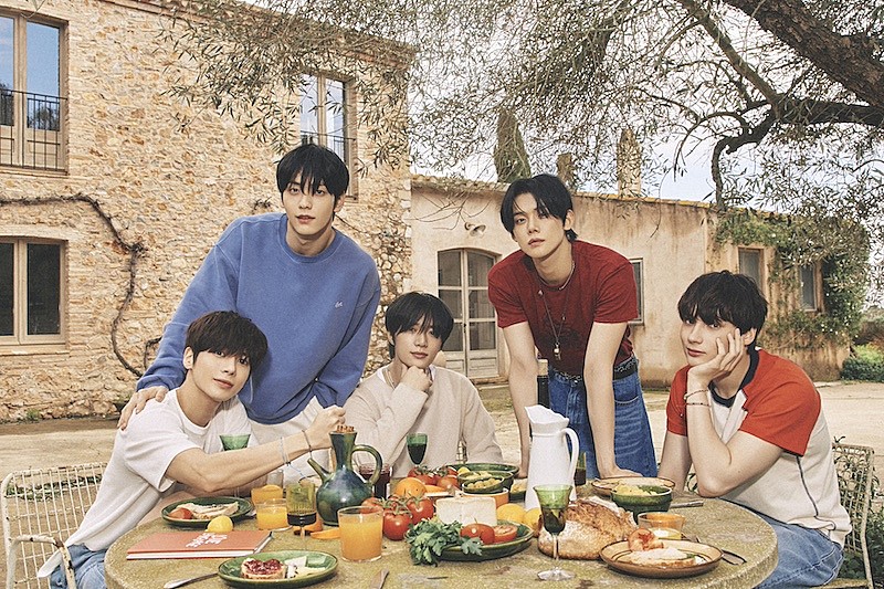 TOMORROW X TOGETHER、新曲「Step by Step」リリース