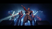 「PSYCHIC FEVER、JP THE WAVYが登場した「Just Like Dat」ロサンゼルス公演のライブ映像を公開」1枚目/6