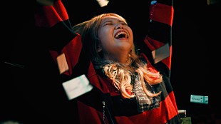 「青春パンクアイドル・BLUEGOATS「これが人生だ」ギャンブルがテーマのMV公開」