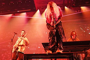 「リンキン・パーク、【UEFAチャンピオンズリーグ】決勝戦前に「In the End」「Numb」など披露」