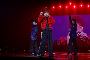 ライブレポート＞香取慎吾、初のソロツアー開幕 圧巻の