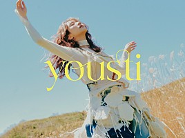 yousti サイン入りポスター 小林由依 yousti（小林由依）、1stミニアルバムのジャケットをダチョウと撮影