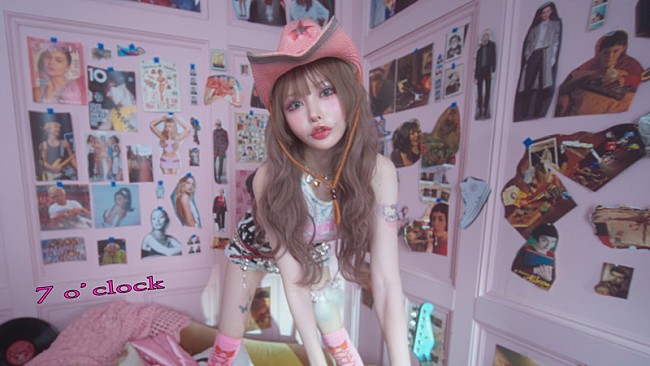 「戦慄かなの、はしメロ提供曲「7 o&#039;clock」MVテーマは“女性の自立”」1枚目/3