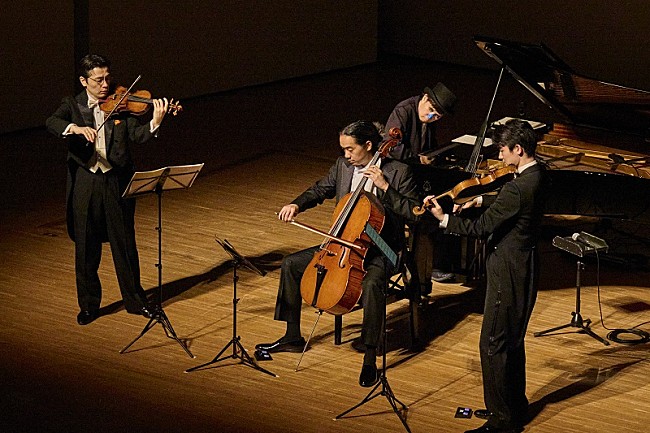 「H ZETT Mが初のピアノ四重奏公演を開催、H ZETTRIO×ユッコ・ミラーの2ndAL発売決定＆MV公開も」1枚目/11