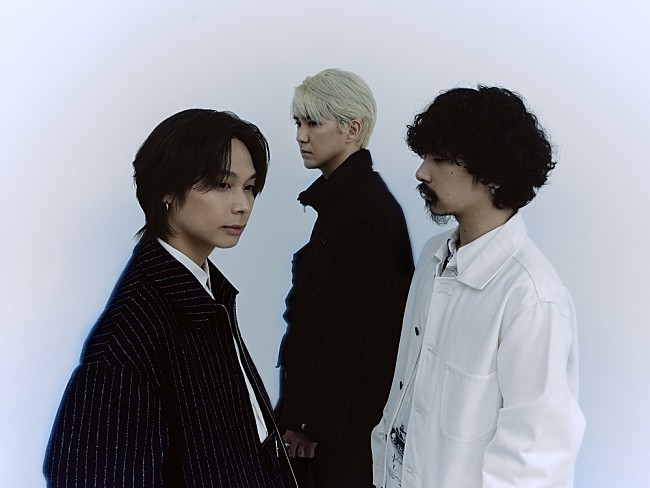 「Omoinotake、新曲「フェイクショー」がドラマ『DOCTOR PRICE』主題歌に決定＆新アーティスト写真公開」1枚目/2