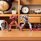 「米津玄師「Plazma」でジークアクス＆赤いガンダムが踊る」1枚目/13