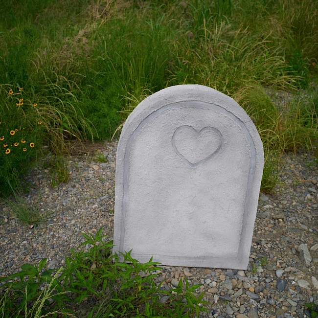 「Mega Shinnosuke、新曲「白い墓」配信リリース＆MV公開」1枚目/2