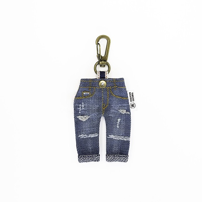 「山崎まさよし オールタイムベストアルバム『山崎見聞録 ～30th Anniversary All Time Best～』
完全生産限定盤グッズ：山崎まさよし別注「ミニジーンズキーホルダー」」3枚目/4