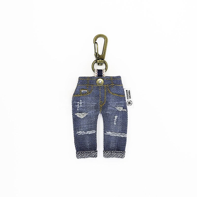 「山崎まさよし オールタイムベストアルバム『山崎見聞録 ~30th Anniversary All Time Best~』
完全生産限定盤グッズ:山崎まさよし別注「ミニジーンズキーホルダー」」3枚目/4