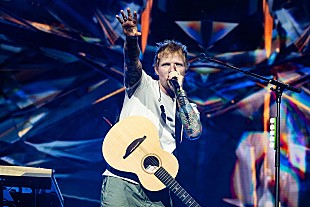 「エド・シーラン、“人生で一番好きな曲の一つ”であるウィータス「Teenage Dirtbag」を本人とカバー」