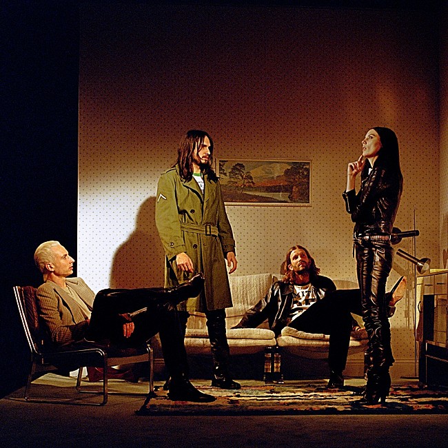 「ウルフ・アリス、新曲「The Sofa」で大人になることの痛みと優しさを繊細に描く」1枚目/2