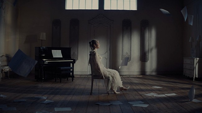 「『IS:SUE /「コエprod.☆Taku Takahashi (m-flo)」Track Video』」5枚目/13