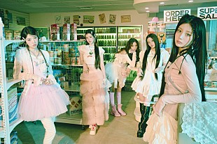 「ILLIT、コンセプトフォト＆フィルム「Night Out」バージョンは“夢かわ”」