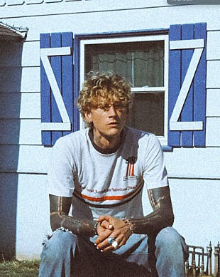 「mgk、夏のドライブにぴったりな新曲「miss sunshine」のMV公開」