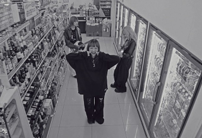 「Chilli Beans.、アニメ『地獄先生ぬ～べ～』EDテーマ「ひまわり」MV公開」1枚目/4