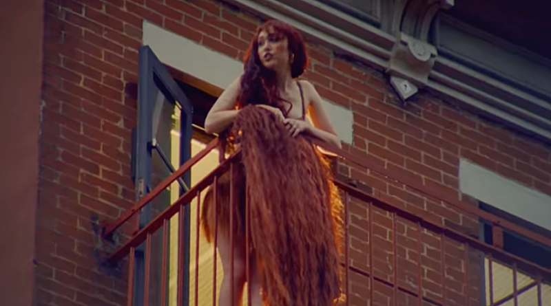 チャペル・ローン、失恋中にNYをさまよい生まれた「The Subway」MV解禁 