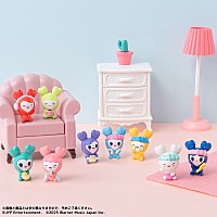 TWICEの公式キャラクター「TWICE LOVELYS」、マスコット入り入浴剤が新