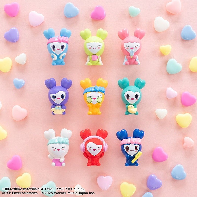 TWICEの公式キャラクター「TWICE LOVELYS」、マスコット入り入浴剤が新