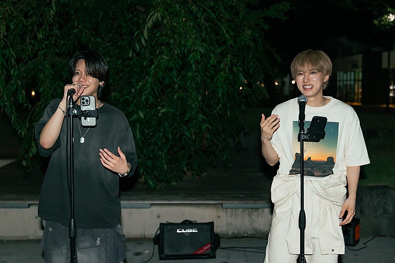 尾崎匠海＆藤牧京介（INI）、全国各地の路上ライブで歌を届ける