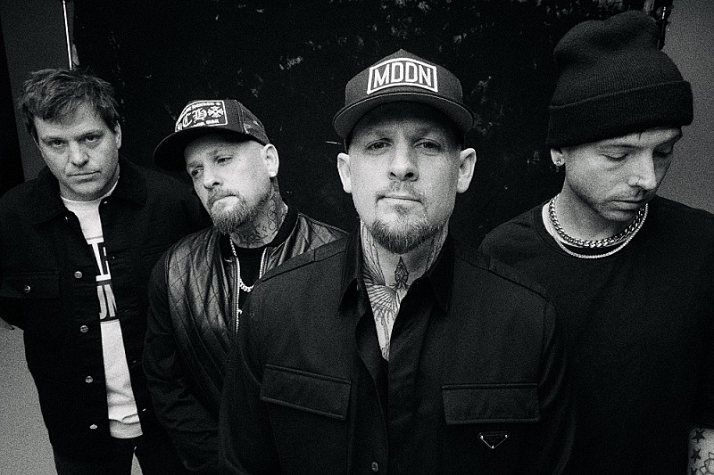 「グッド・シャーロット、7年ぶりの新アルバム『Motel Du Cap』リリース 国内盤CDも9月10日に発売」1枚目/2