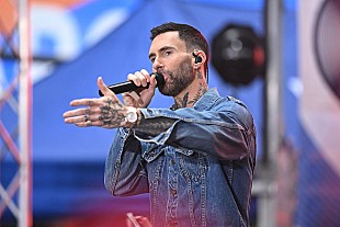 「マルーン5のアダム・レヴィーン、娘たちとオリヴィア・ロドリゴのライブに参戦し“圧倒”されたと語る」