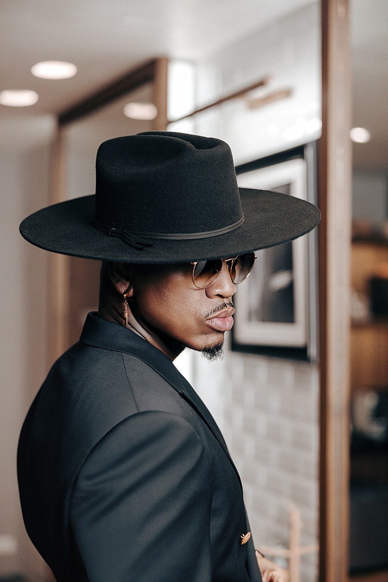 ニーヨ、来日公演＆デビュー20周年を記念した日本限定ベスト盤発売