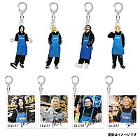DEZERTが“ヴィレヴァン店員”だったら、エプロン姿の撮り下ろし写真