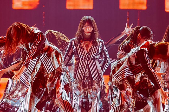 「櫻坂46、計26万人を動員した全国ツアーのファイナル公演を京セラドーム大阪にて開催「今の櫻坂46の最高地点をぜひ目に焼き付けてください！」」1枚目/43