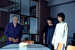 「「しあわせな結婚」「考がかばってるのはネルラ？　レオ？」「犯人が気になって寝付けない。一体誰なんだ」」