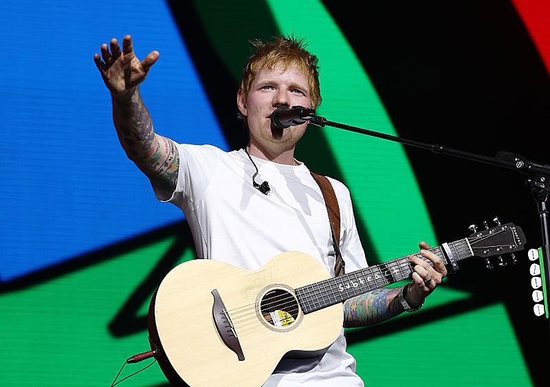 エド・シーラン、2025年12月にUK＆ヨーロッパ・ツアー開催「スタジアム公演よりも親密なものになる」