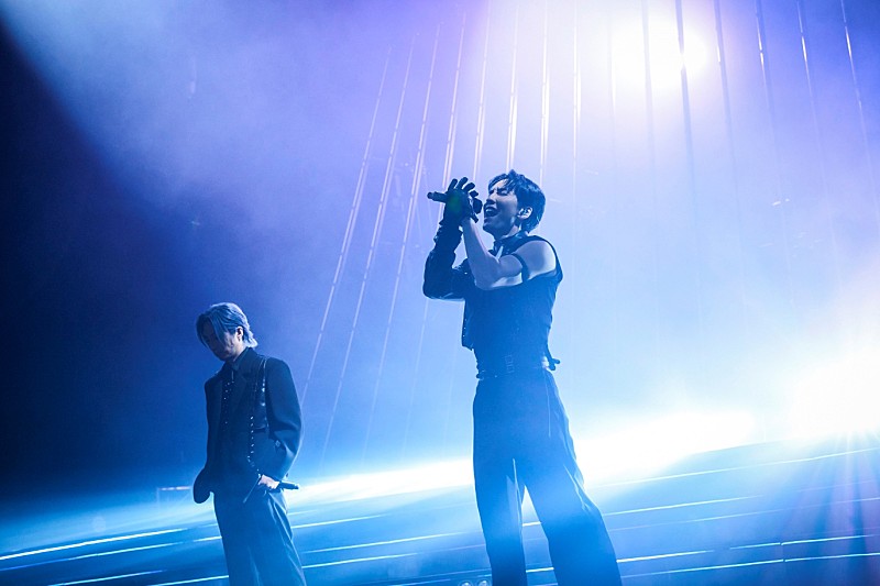 ＜ライブレポート＞w-inds.がツアーで見せた進化と“前に進んで行く強さ”