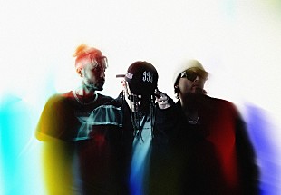 「【サマソニ】で初来日を果たしたチェイス・アトランティック、新曲「REMIND ME」をリリース」