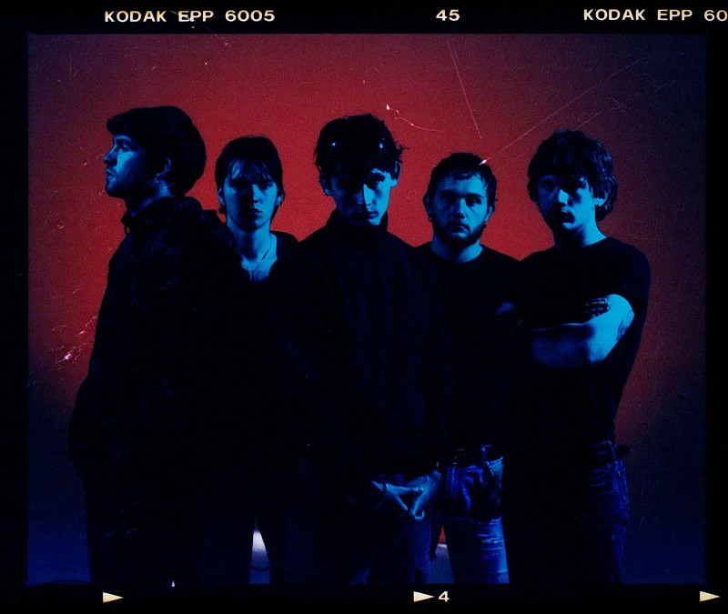 アイルランド発の新星バンド＝カーディナルズ、デビューALより表題曲「Masquerade」解禁