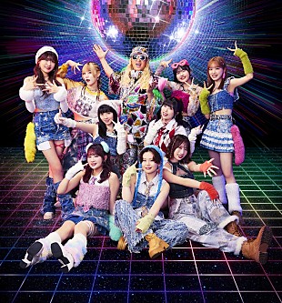 「DJ KOO（TRF）、BEYOOOOONDSとのコラボ曲「最KOO DE DANCE」MVで“ロボットダンス”披露」