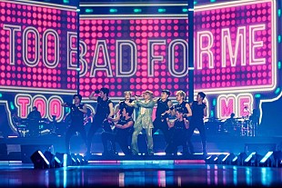 「G-DRAGON、2025年ワールドツアー東京ドーム公演のライブフィルムより場面写真が解禁」