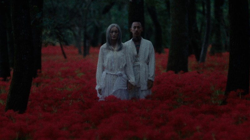 「「幸せってなに？」MVサムネイル」3枚目/4