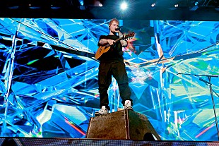 「エド・シーラン、『アドレセンス』監督による“革新的なワンショット音楽体験”でNetflixとタッグ　」