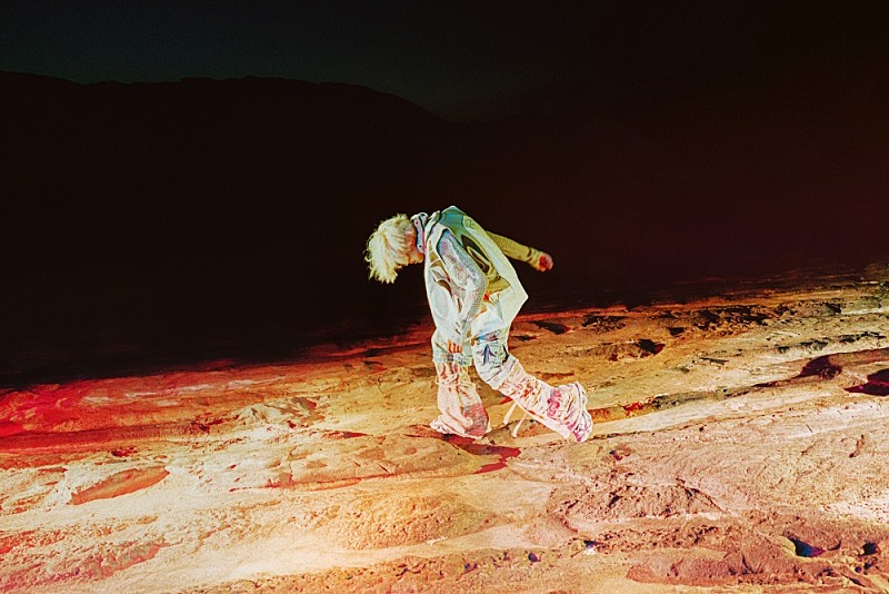 「Vuat、後悔と希望の狭間で揺れ動く心情を綴った2ndシングル「18」を配信リリース」1枚目/2