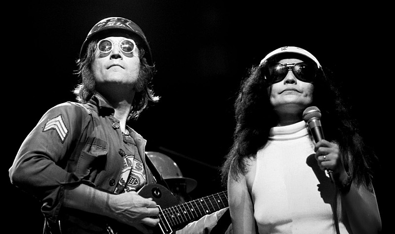 「故ジョン・レノン&オノ・ヨーコ、『パワー・トゥ・ザ・ピープル』発売を記念したドルビーアトモス視聴会が開催」1枚目/3