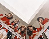 「LE SSERAFIM、青春映画のようなコンセプト「KNOCKING BASIL」公開」1枚目/8